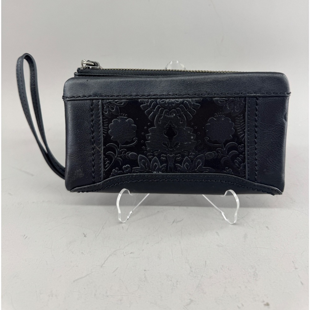 The Sak Womens Silverlake Black Leather Embossed Floral Wristlet Wallet